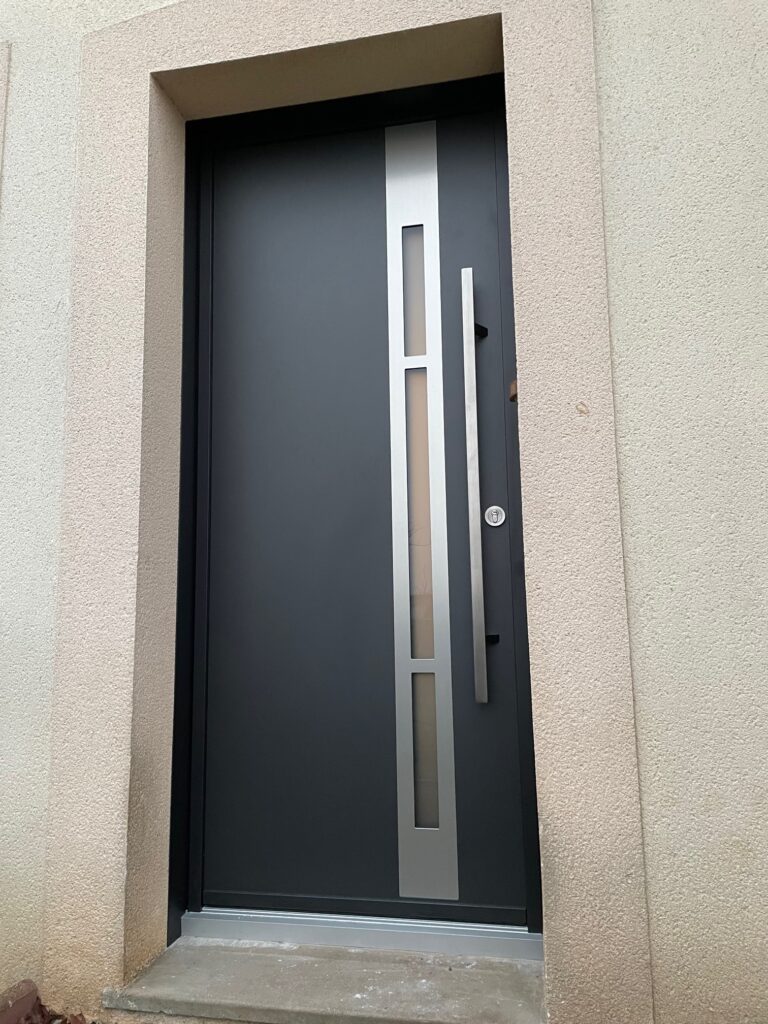 Porte d'entrée en aluminium - Déclic Habitat